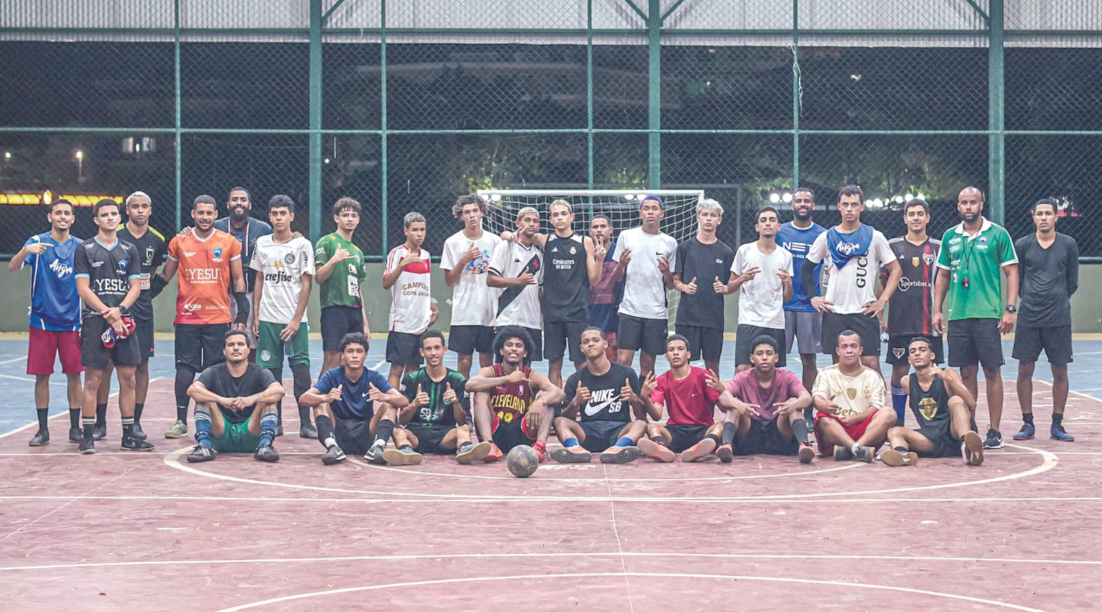 Seletivas do Angra Futsal têm grande procura