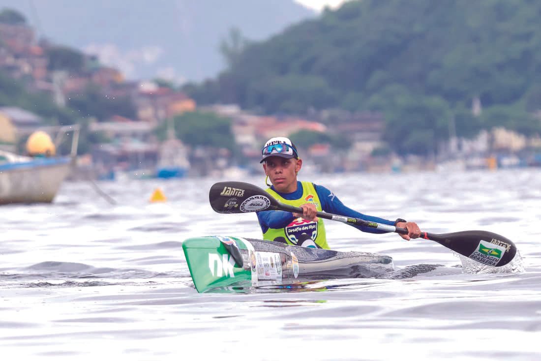 Canoísta de Angra foi 1º lugar no Desafio das Ilhas em Niterói