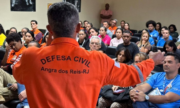 Seminário da Defesa Civil de Angra reforça a prevenção e mobiliza lideranças comunitárias