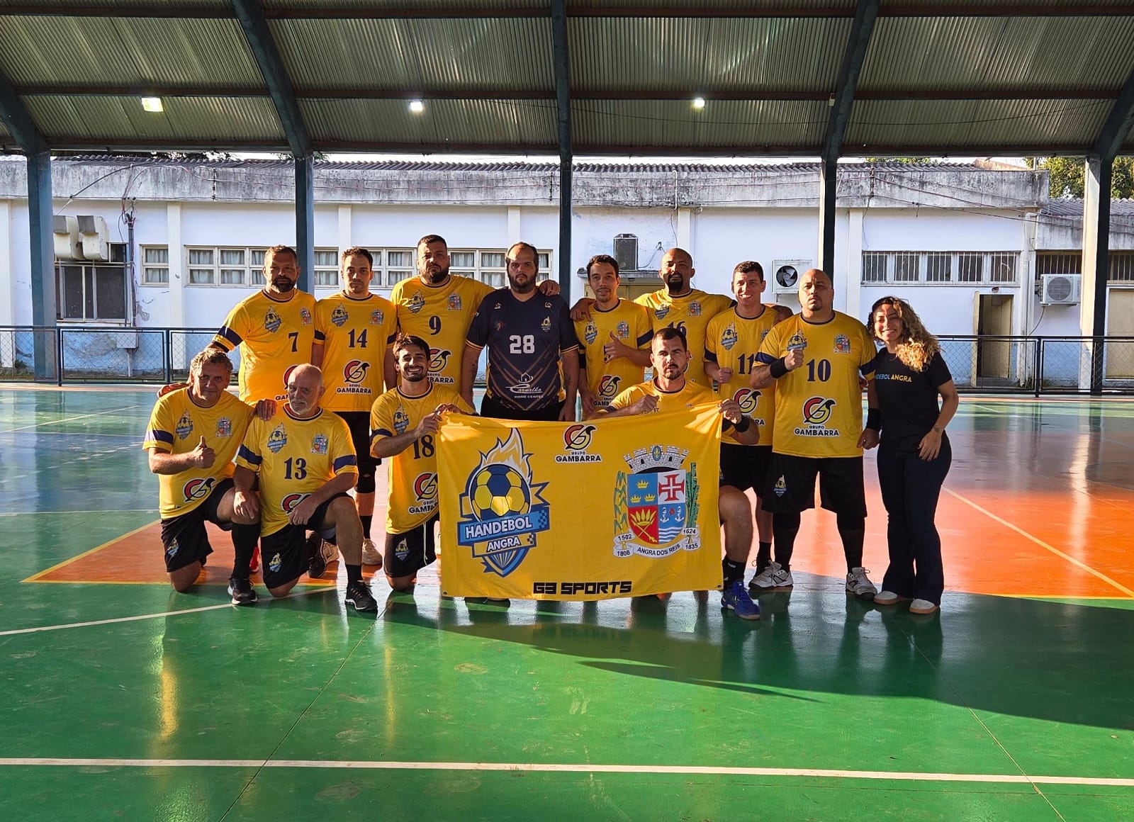 Times de handebol feminino e masculino de Angra estão semifinais do Campeonato da Liga Sul Fluminense