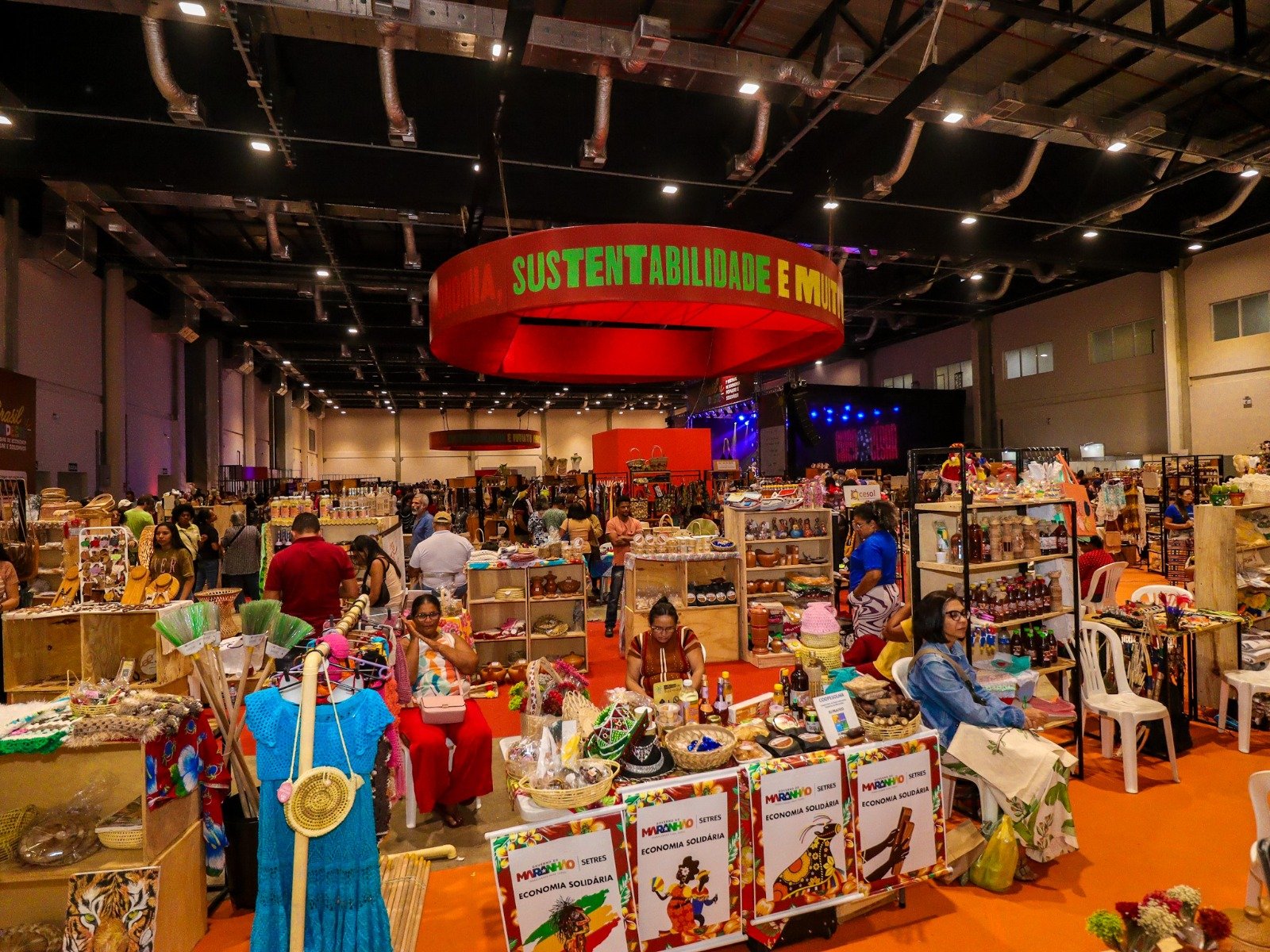 Rio de Janeiro sedia festival nacional de economia solidária com feira e cultura no Píer Mauá