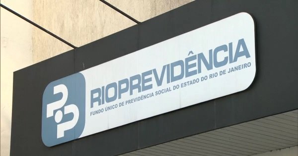 Aposentados e pensionistas do RJ denunciam descontos indevidos em contracheques