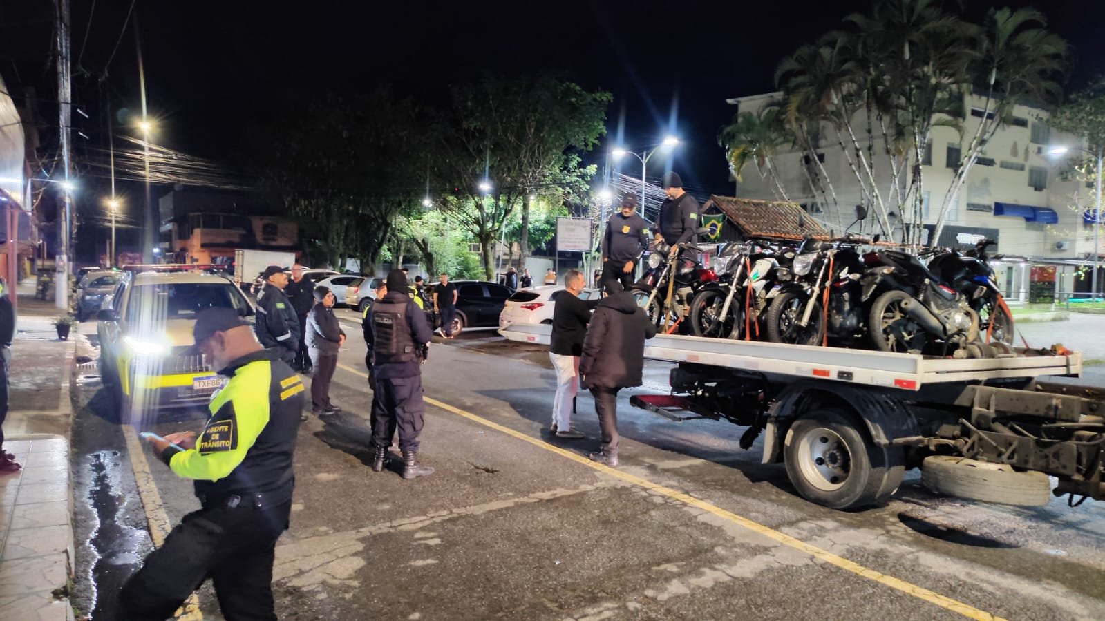 Choque de Ordem apreende 8 motos na noite de sábado (22) em Angra