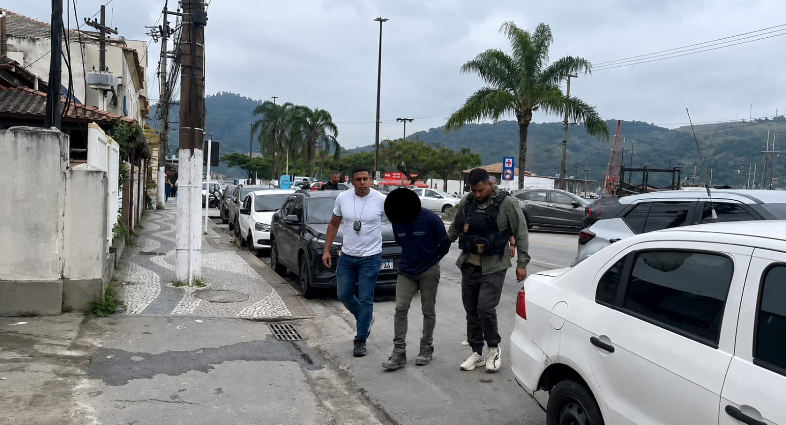 Civil e P2 prendem foragido por tentativa de homicídio em 2005