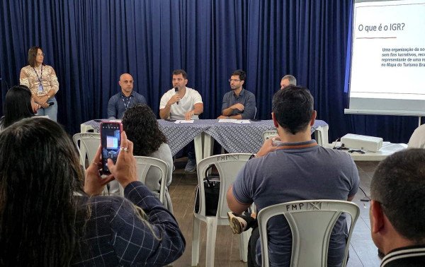 Fórum Regional da Costa Verde impulsiona turismo e integração para novos roteiros