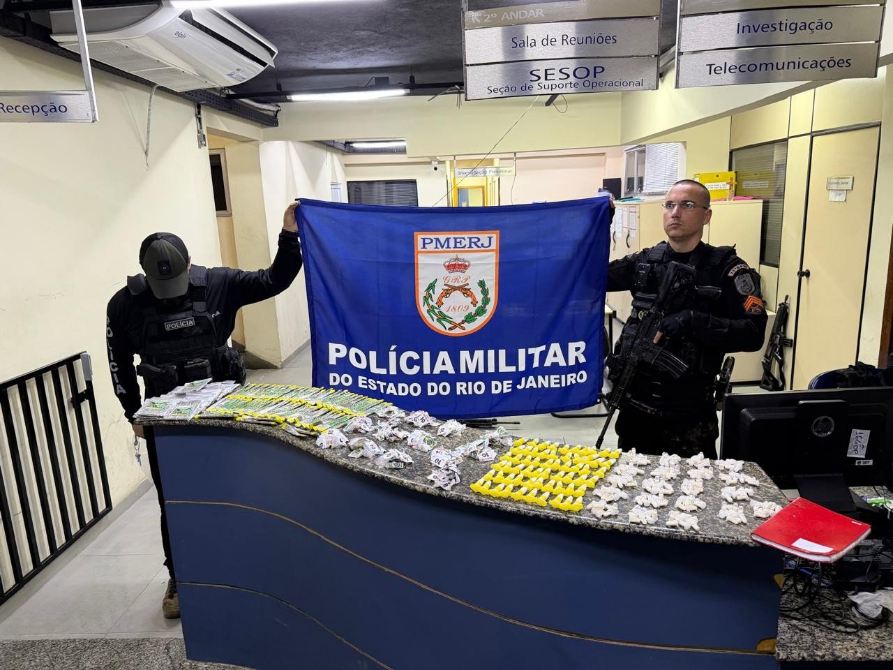 Troca de tiros termina com drogas apreendidas na Sapinhatuba II
